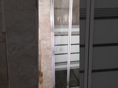 5mm Clear Glass Folded Door Shower Enclosure